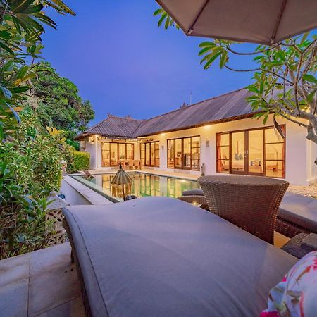 Bali Sunyi Villas Jimbaran Extérieur photo